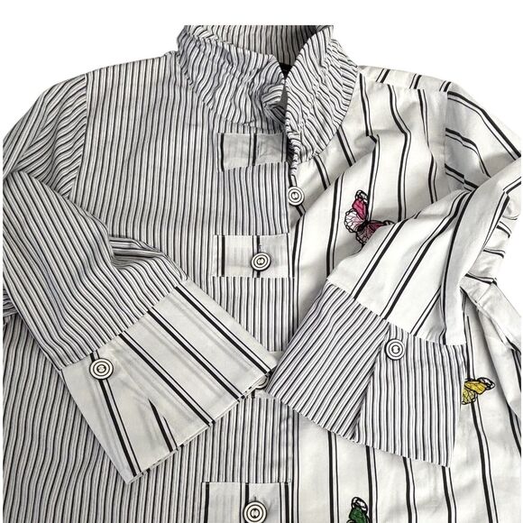 CALEOOA Whimsical Top Button Up Striped Tunic Embroidered Butterflies - Picture 6 of 11